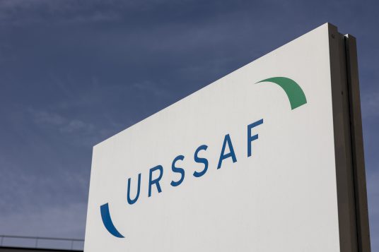 [Interview] Contrôle Urssaf : « L’employeur doit permettre l’accès à tout support d’information nécessaire » (E. Dellacherie)