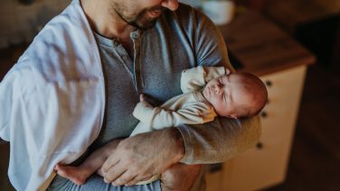 Déclarer les congés de paternité et d’accueil de l’enfant : un nouveau service